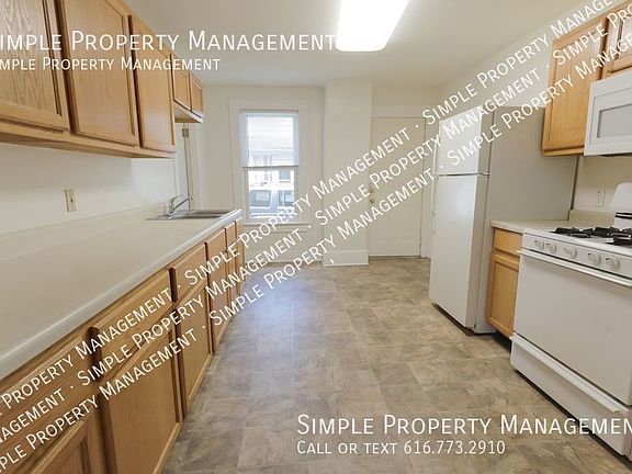 4th image of 681 3rd St NW #1