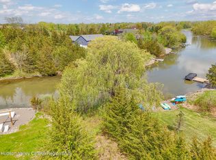 3075 Sleepy Hollow Rd, Athens, NY 12015