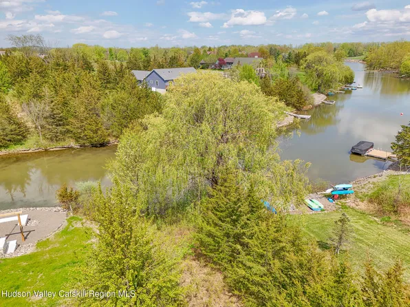 3075 Sleepy Hollow Road, Athens, NY 12015