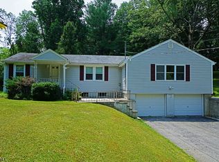 7 Phillips Rd, Newton, NJ 07860