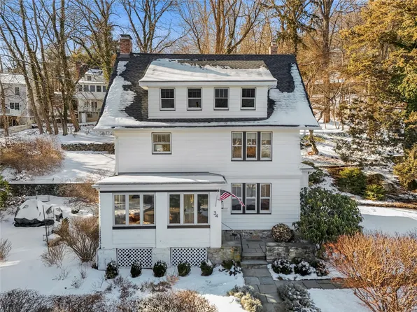 34 Sarles Lane, Pleasantville, NY 10570