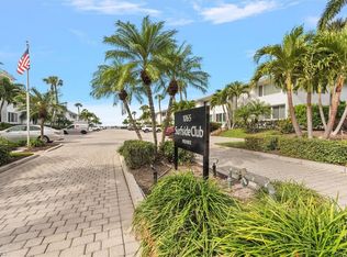 1065 Gulf Shore Blvd N APT 205, Naples, FL 34102