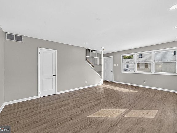 5th image of 401 Bergen St