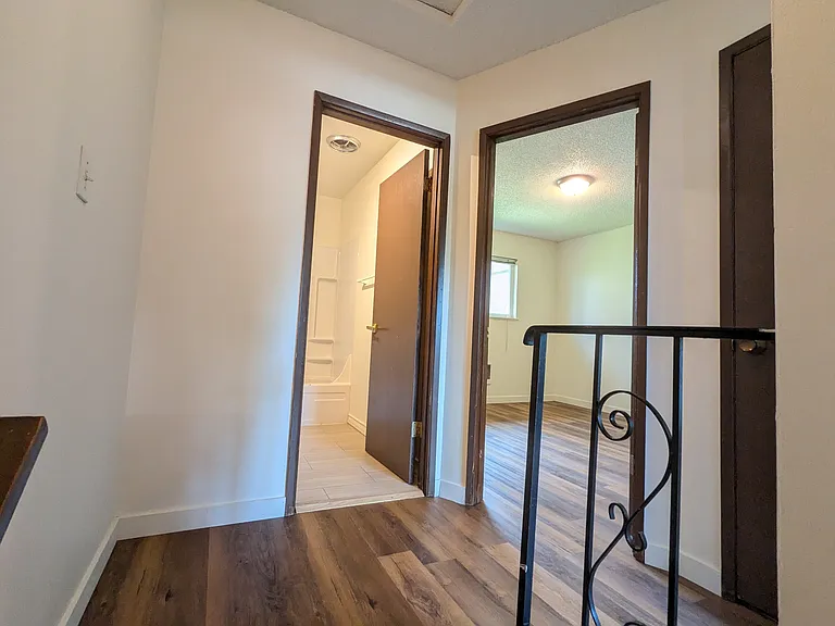 SE Francis St — Photo 9