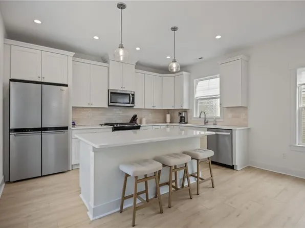 712 14th St #B, Virginia Beach, VA 23451