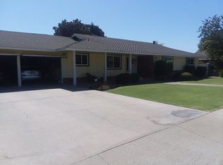 1007 E Gleason Ave, Fowler, CA 93625
