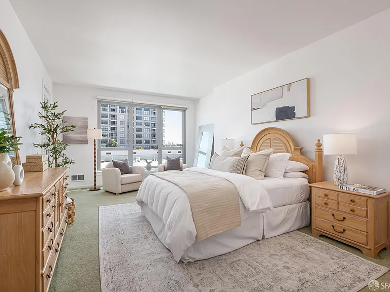 219 Brannan St #5G — Photo 18