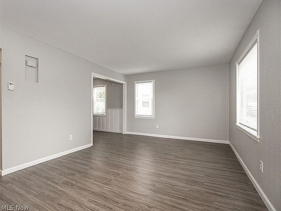 5th image of 23162 Gay St