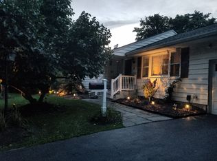 5 Brentwood Rd, Holmdel, NJ 07733