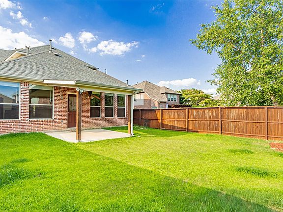 3rd image of 351 Granger Cir