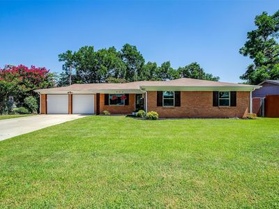 504 Woodcrest Dr, Hurst, TX, 76053
