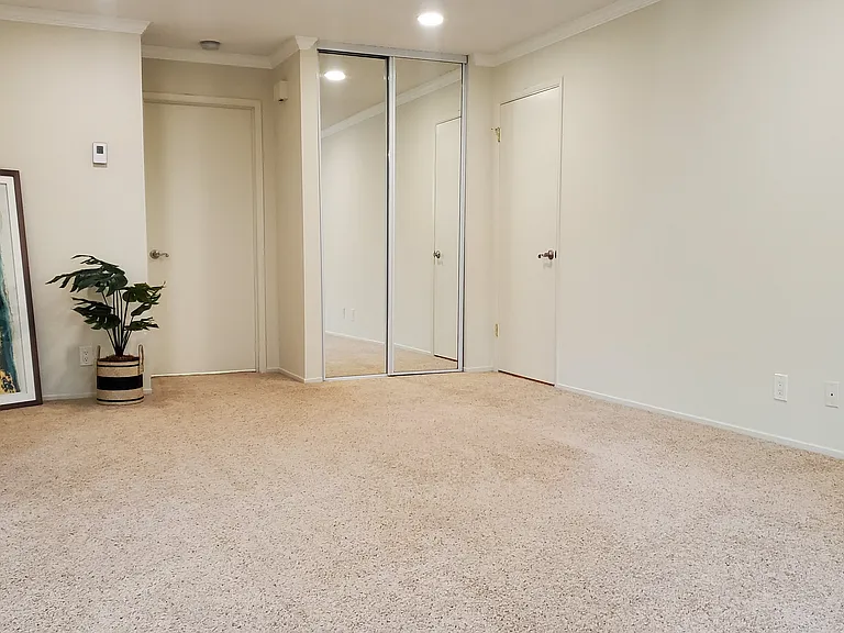 Live Oak Apartments — Photo 145