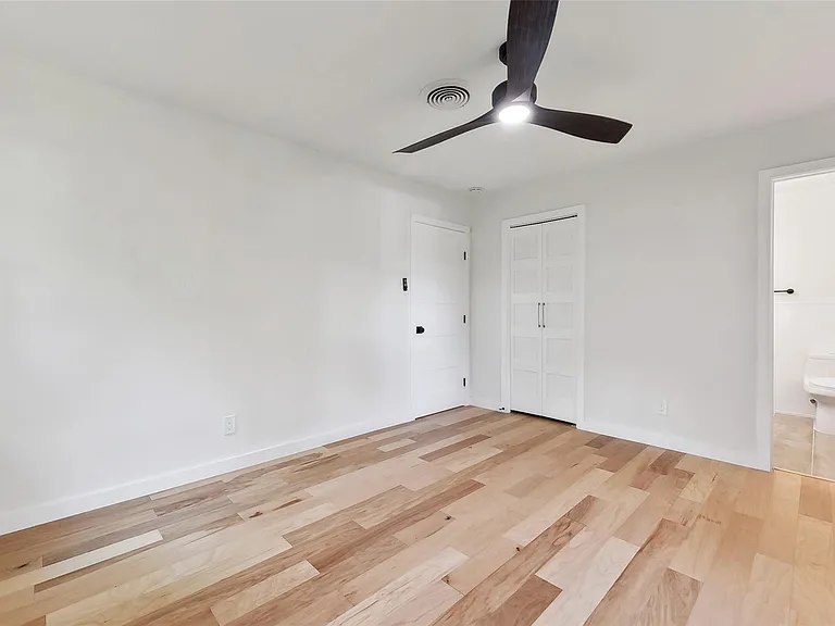 11900 Dove Haven Dr — Photo 23