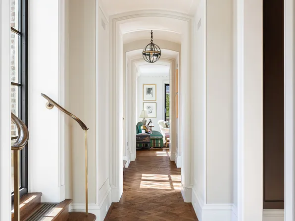 150 East 73rd Street PH image 2 of 28