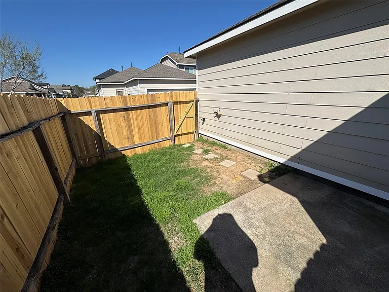 21719 Mossy Field Ln — Photo 26