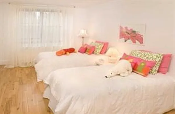 Rented by Douglas Elliman | media 23