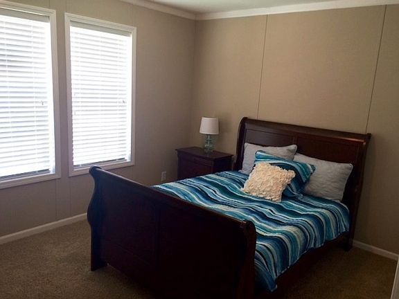 5th image of 494 Chickadee Ct