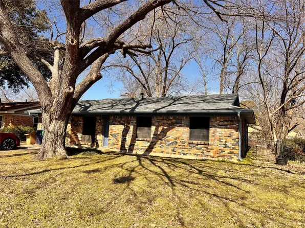 2603 Foxcroft Cir, Denton, TX 76209