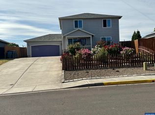 750 Countryside Ct, Dayton, OR 97114