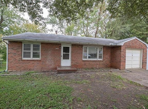 2nd image of 5325 Yecker Ave