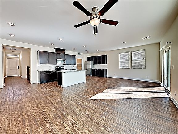 5th image of 9289 Baylee Bay Ct