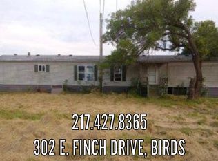 302 E Finch Dr, Birds, IL 62427