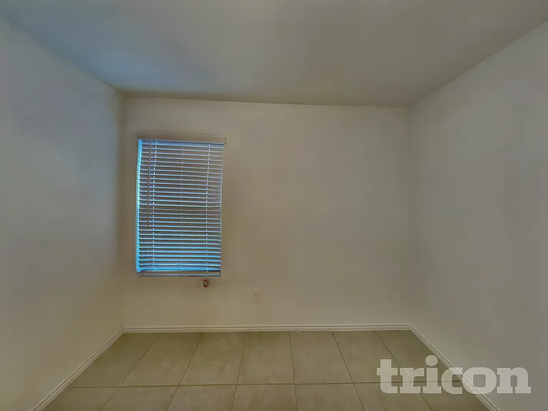 2602 Vavra Ln — Photo 12