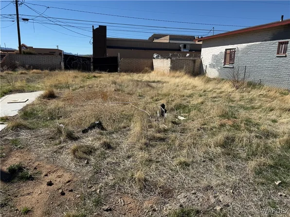 2950 E Butler Avenue, Kingman, AZ 86409