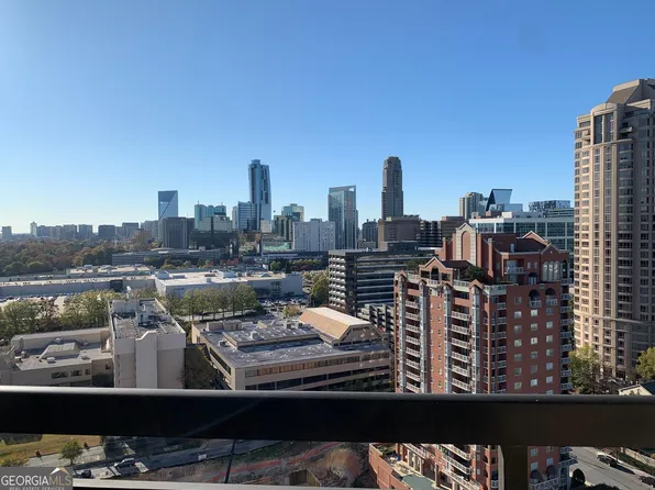 3481 Lakeside Dr NE APT 2807, Atlanta, GA 30326