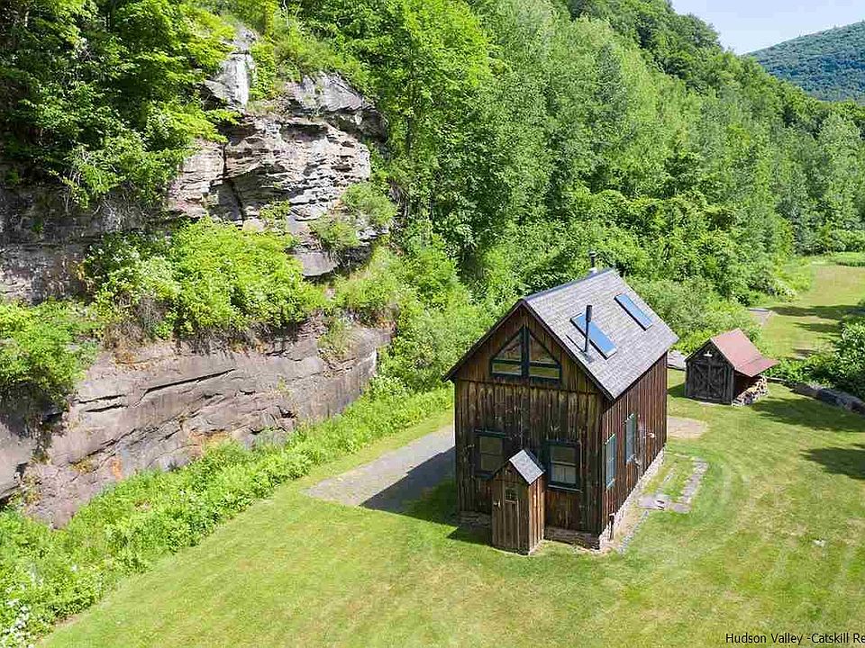 8 Emerson Ter, Phoenicia, NY 12464 MLS 20221994 Zillow