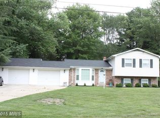 9710 Dale Dr, Upper Marlboro, MD 20772