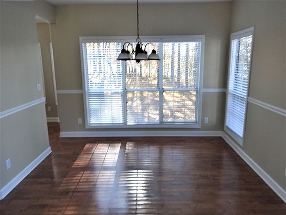 3rd image of 5007 Wesleyan Dr