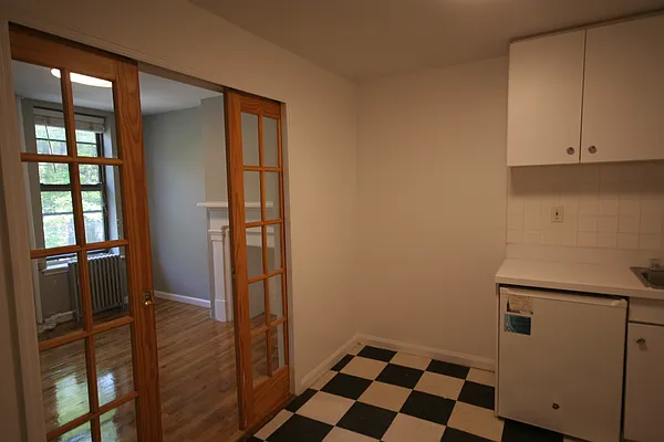 Rented by MetroNest | media 8