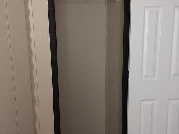 4th image of 818 Belle Aire St #18