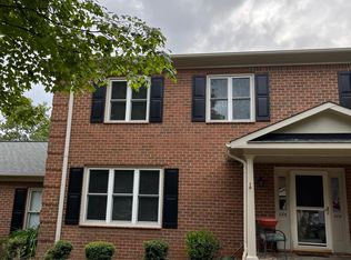 886 Brookleigh Ct, Winston Salem, NC 27104