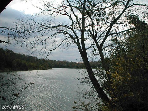 4th image of Chesapeake Ln
