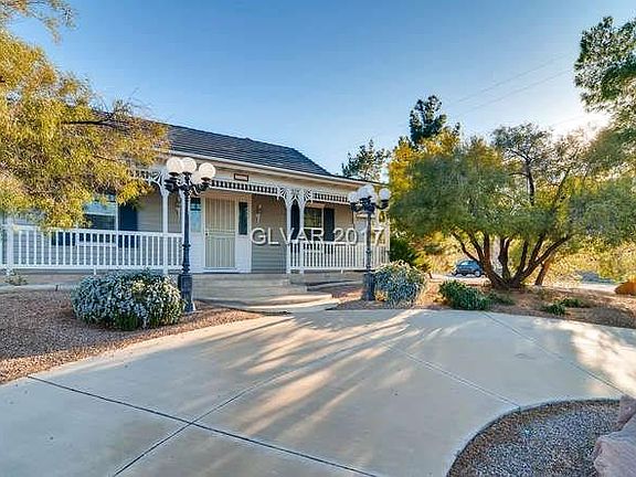 3rd image of 251 E Delamar Dr