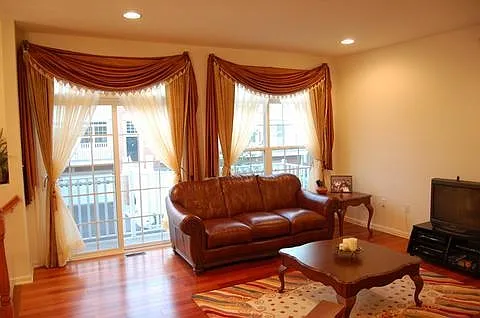 5 Carpenter Ct — Photo 4