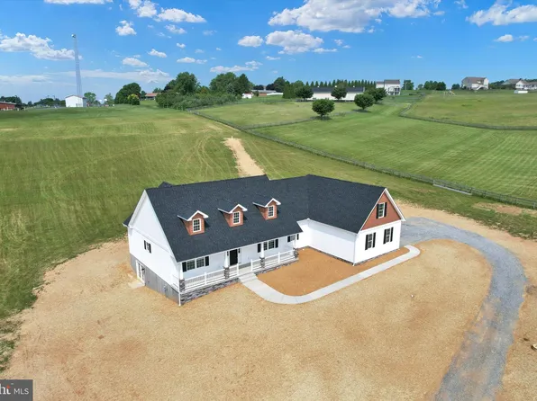 5972 Blooming Grove Rd, Glenville, PA 17329