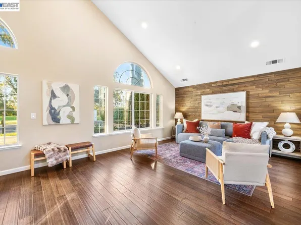 610 Daisyfield Dr, Livermore, CA 94551
