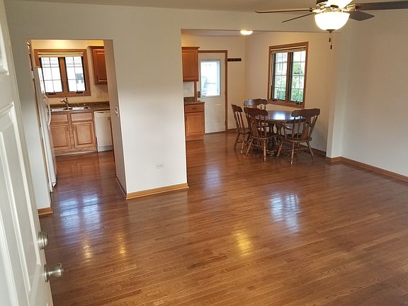 3rd image of 13419 S End Ln