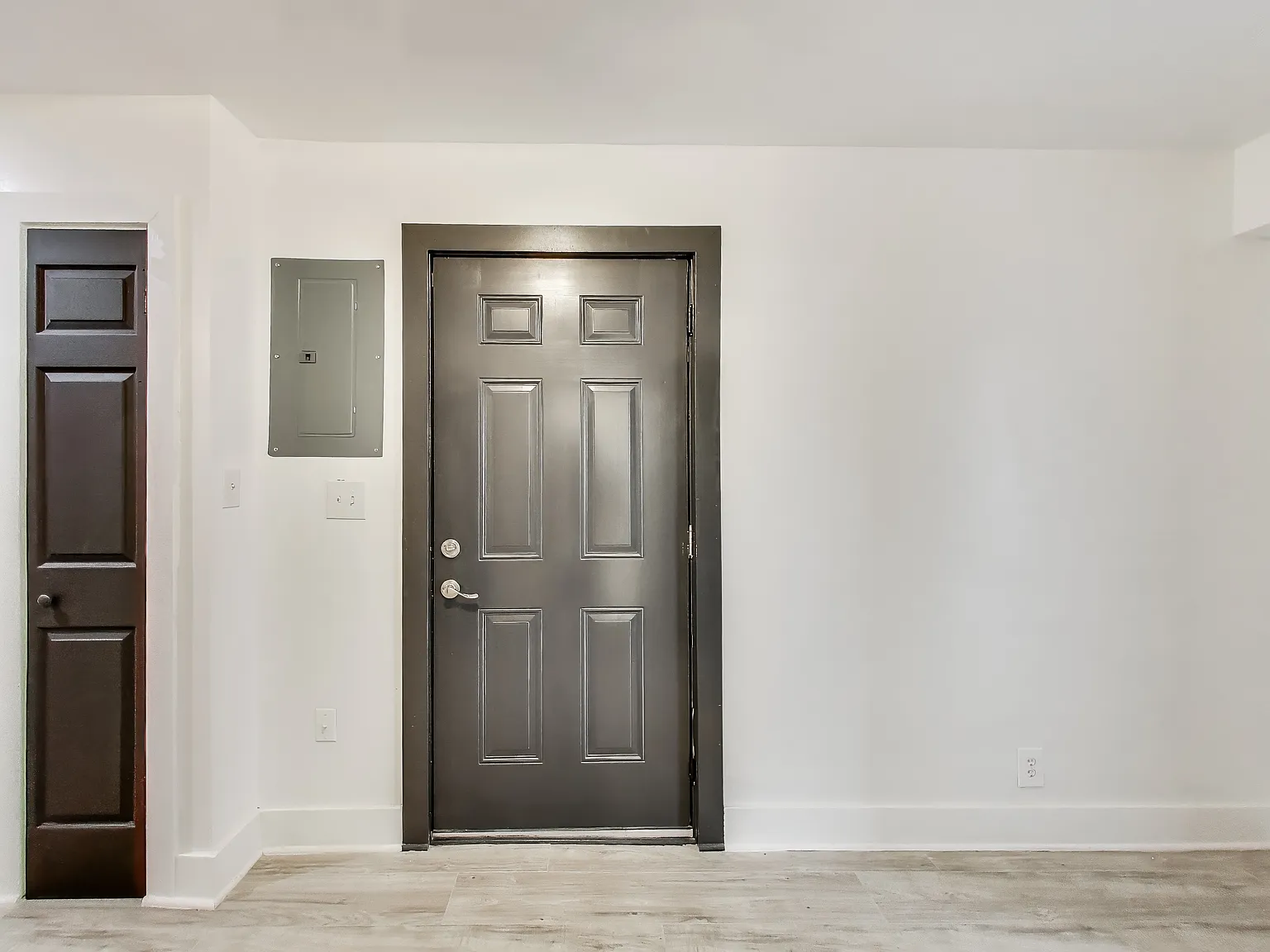 2 bed, 3400 sqft, $2,450 — Photo 4