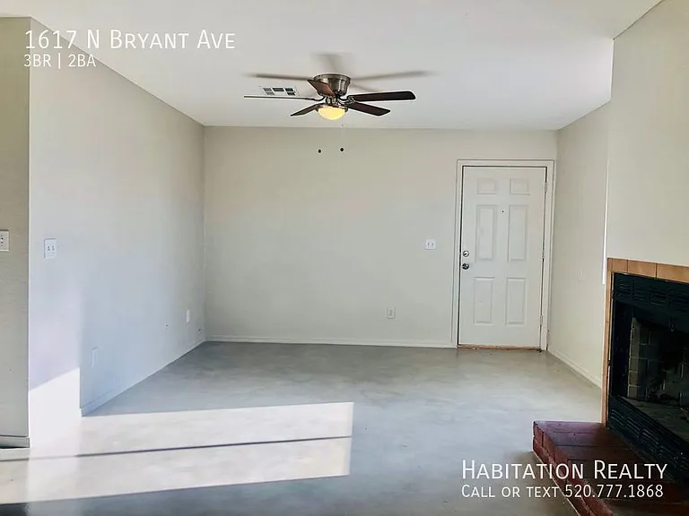 1617 N Bryant Ave — Photo 3