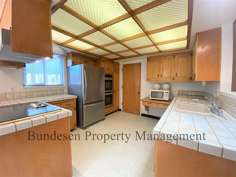 2352 Yulupa Ave — Photo 6