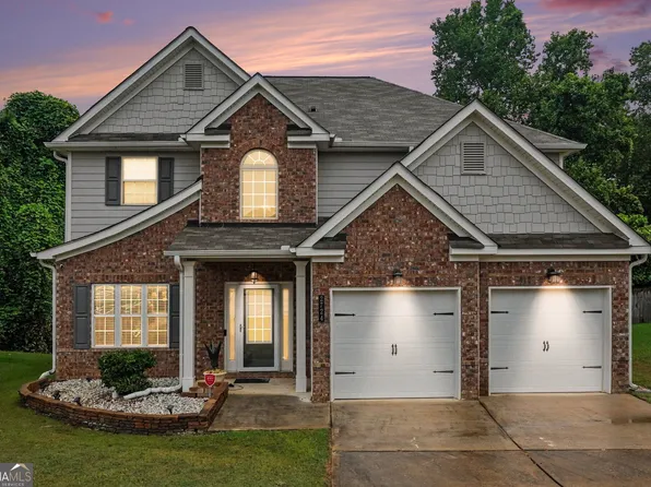 2724 Trey Ct, Ellenwood, GA 30294