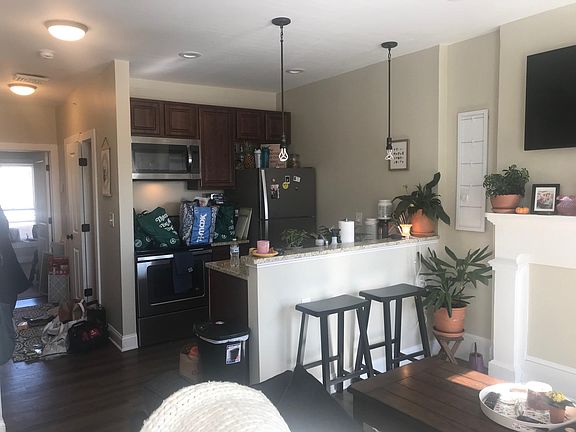 2nd image of 346 Washington St #3