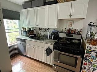 488 President St APT 3, Brooklyn, NY 11215