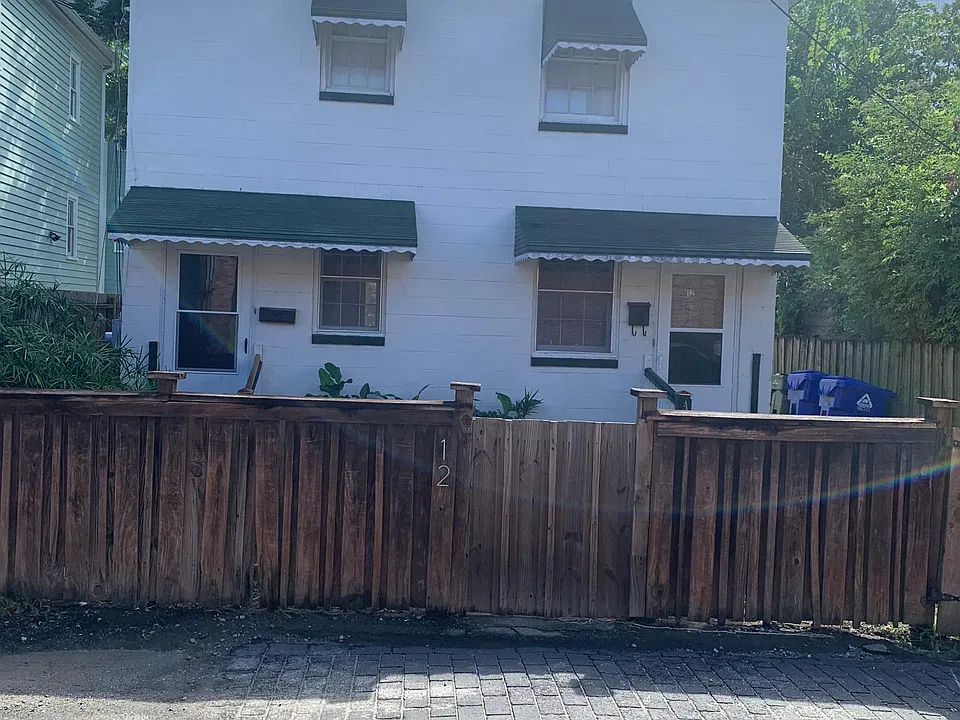 12 Orrs Ct