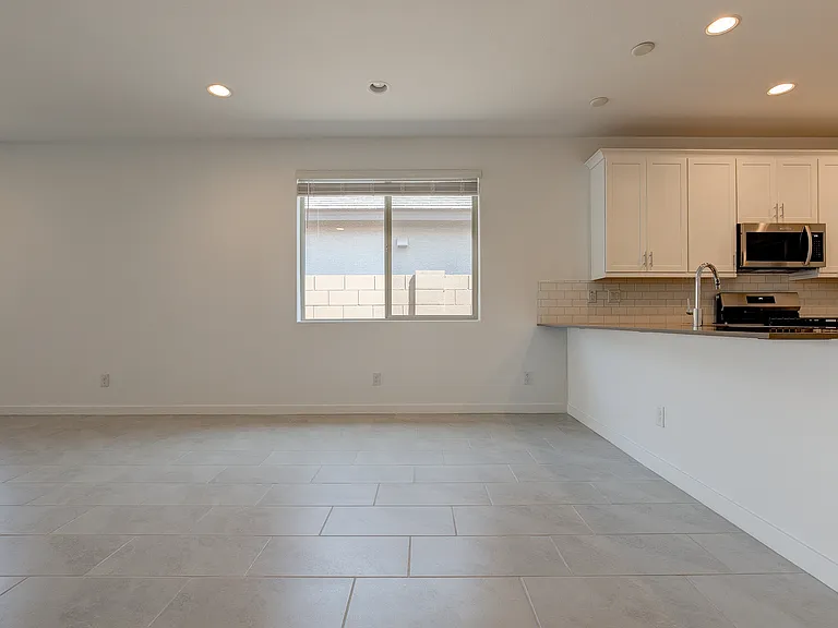 17050 W Artemisa Ave — Photo 8