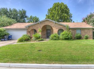 9032 E 67th St S, Tulsa, OK 74133